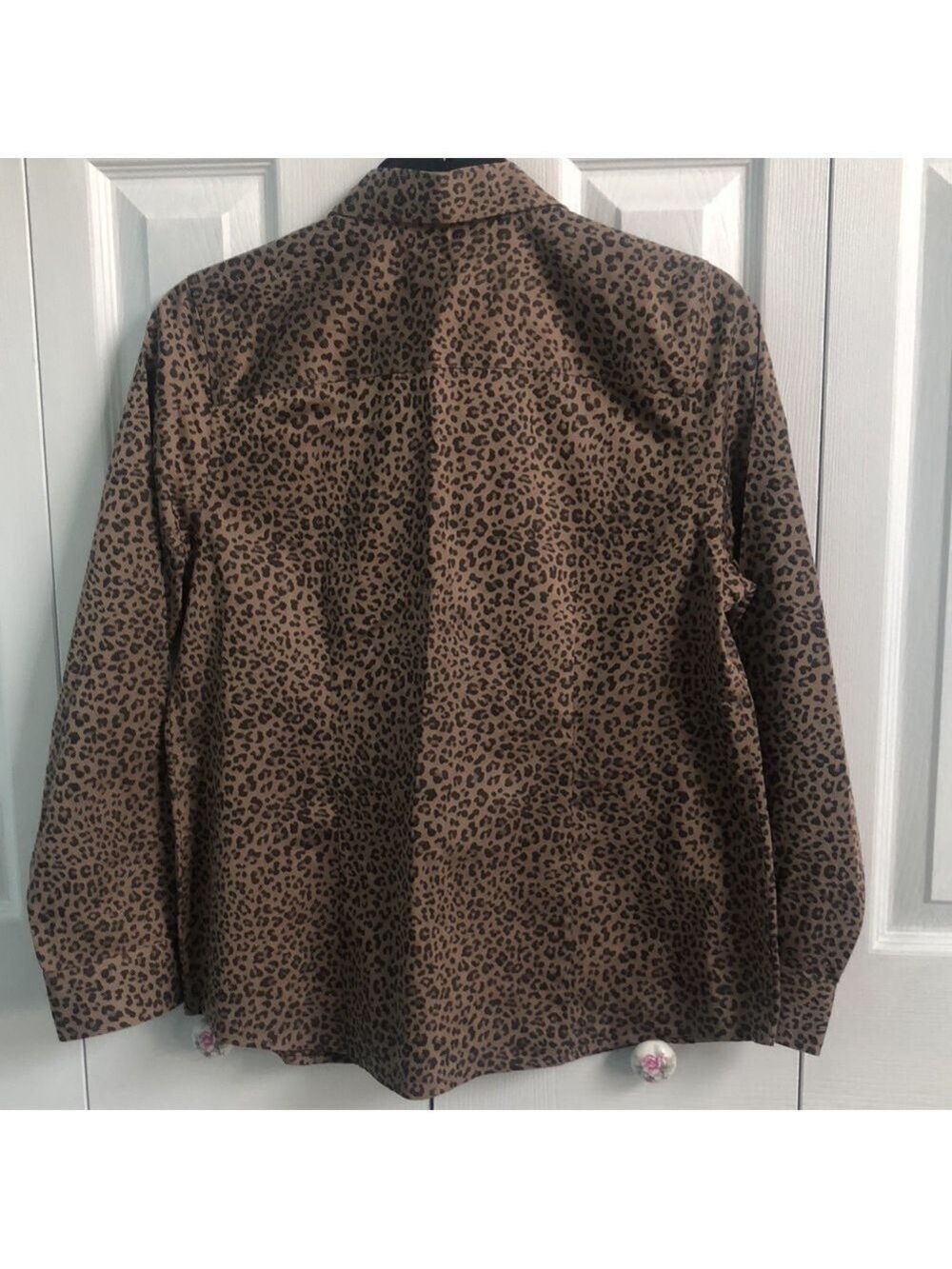 Chico's Animal Print No Iron Coolmax All Season Career Long Sleeve Shirt - Picture 10 of 16